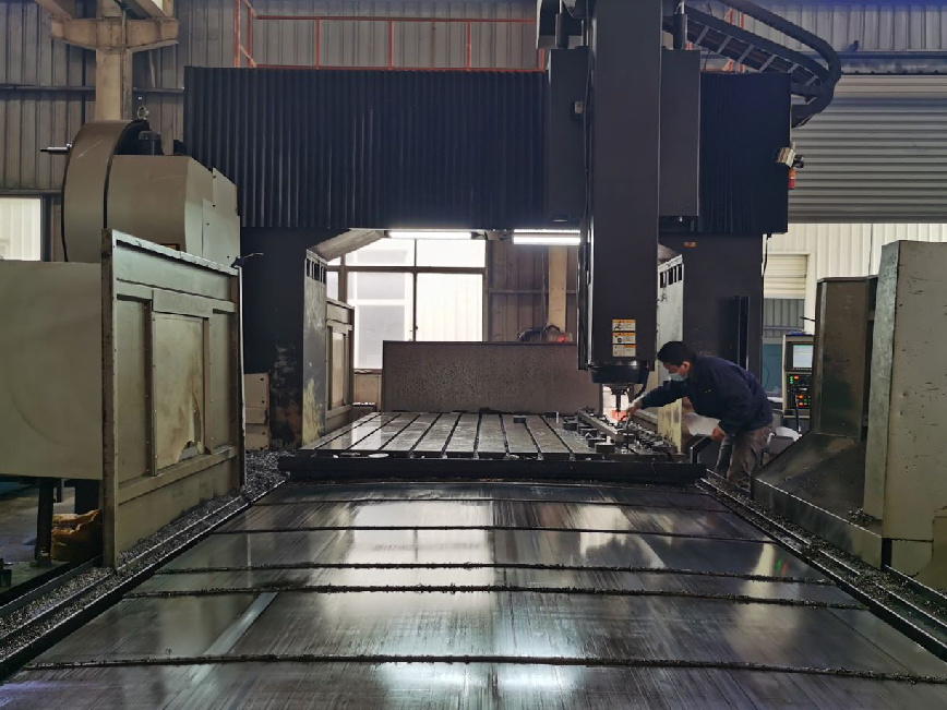 Gantry machining center